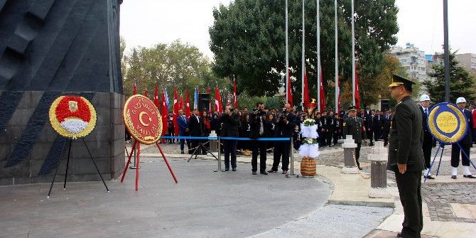 Mustafa Kemal Atatürk, Gaziantep’te Törenle Anıldı