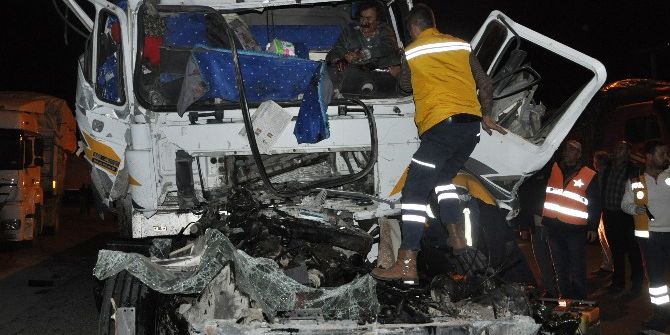 Bozüyük’te Feci Kaza, 1 Ölü 2 Yaralı