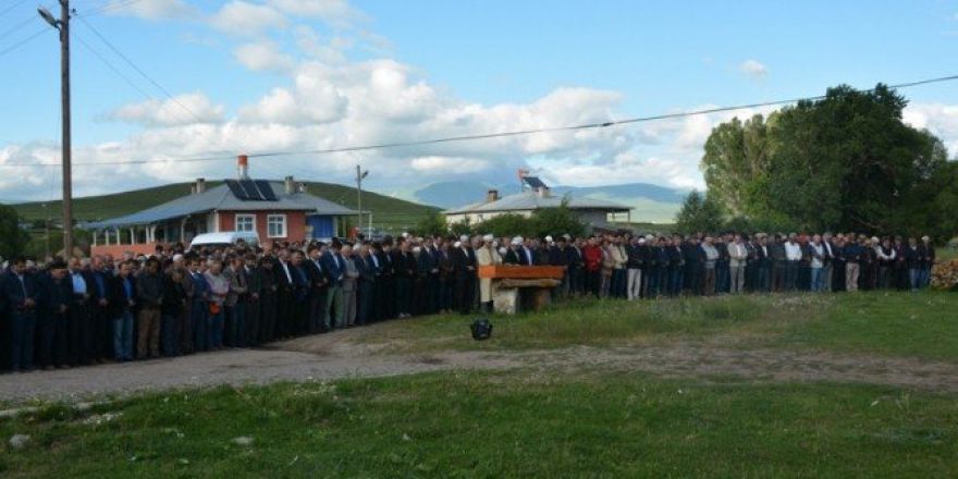 Ardahan Belediye Başkanı Faruk Köksoy’un Baba Acısı