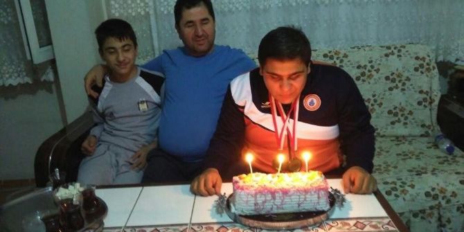 Kastamonulu Gencin Bileğini Kimse Bükemedi