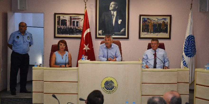 Seyhan’dan “Yaşlı Ve Hastalara Yardım Eli” Projesi