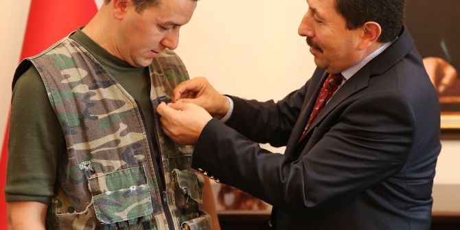 Validen Örnek Avcıya Altın