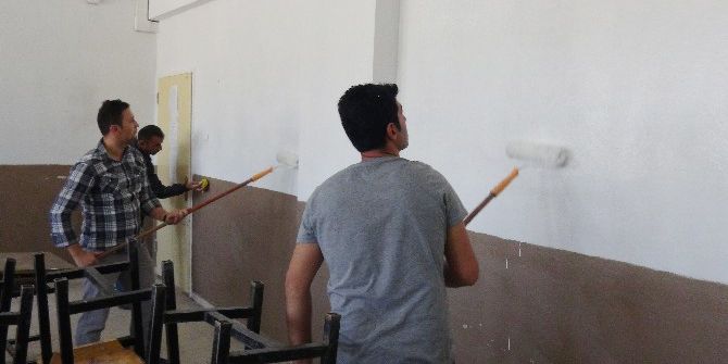 Fedakar Öğretmenler İş Başında