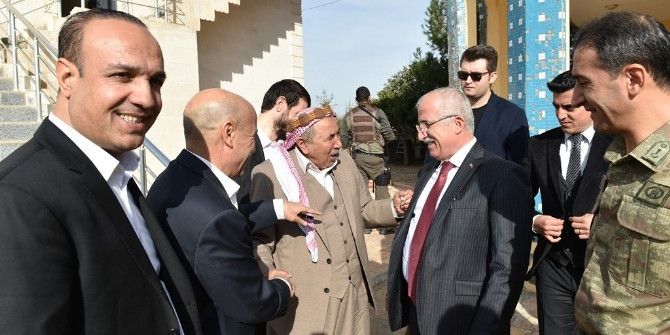 Vali Tuna Kanaat Önderleriyle Buluştu