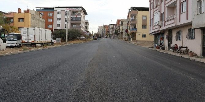 Turgutlu’da Asfaltlama Çalışmaları Devam Ediyor