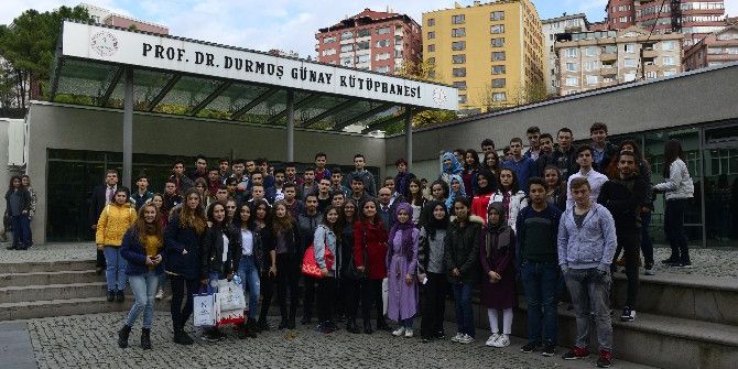 Üniversiteye Hazırlanan Öğrenciler Farabi Kampüsü’nü Gezdi