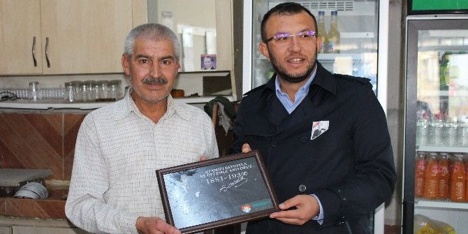 Başkan Yavaş’tan Anlamlı Hediye