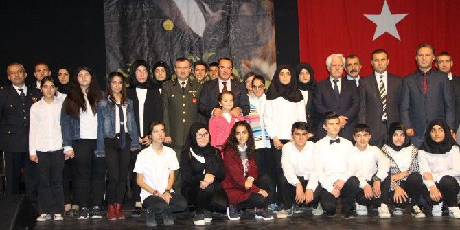Kahta’da 10 Kasım Atatürk’ü Anma Programı Düzenlendi