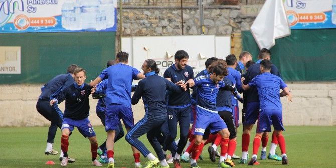 Karabükspor 6 Eksikle Kasımpaşa Hazırlıklarına Başladı