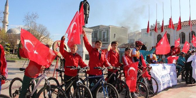 Pedallar, Atatürk İçin Çevrildi