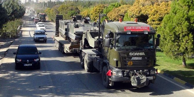 Silopi’ye Askeri Sevkiyat Sürüyor