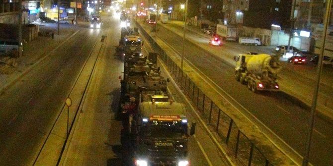 Sınıra Askeri Sevkiyat Devam Ediyor