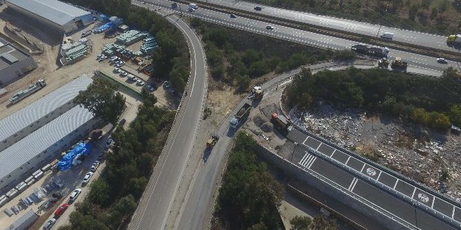 Üniversite Yolundaki Otoban Giriş Ve Çıkışı 17 Kasım’a Kadar Kapalı