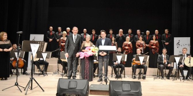Biga Musiki Derneği Üyeleri Konser Verdi