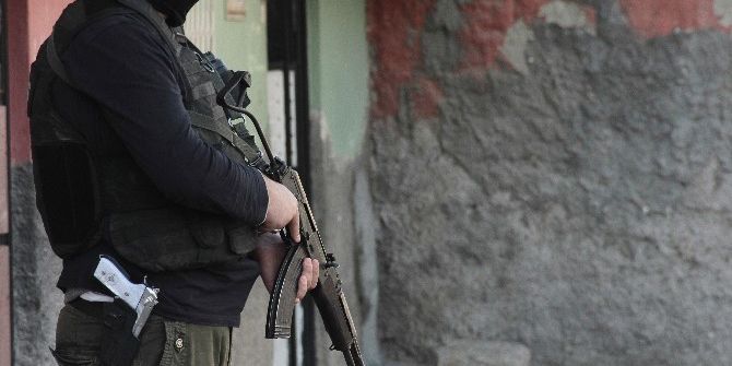 Özel Harekat Polisiyle Torbacıya Şok Baskın