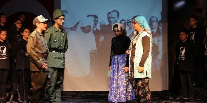 Gkv’liler ’’İki Mustafa Kemal Vardır’’ Oratoryosunu Sahneledi