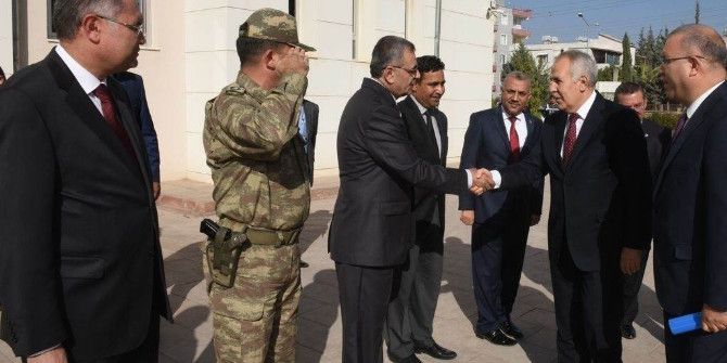 Vali Ata: "İlçelerle El Ele Vererek Çalışacağız"