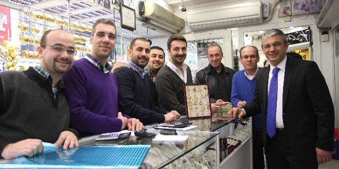 Karşıyaka’da ’Ruhsatsız İş Yeri’ Harekatı