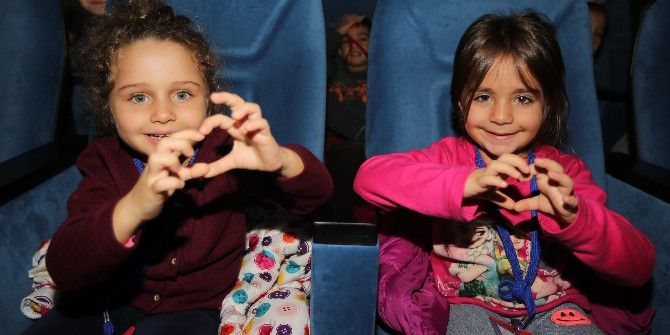 Yenimahalleli Çocuklara Balon Şov