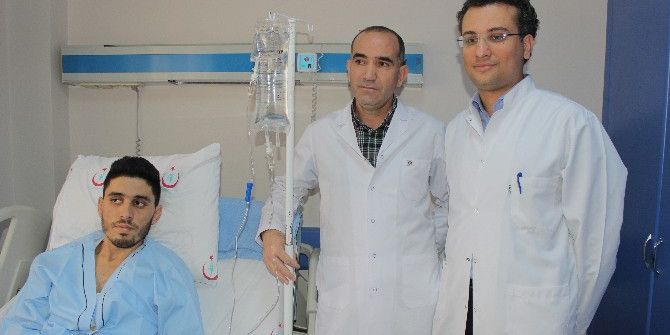 Aynı Anda İki Ameliyat Oldu