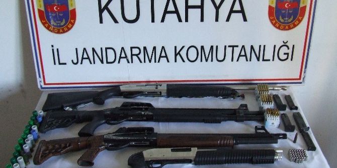 Jandarmadan Silah Ve Uyuşturucu Operasyonu