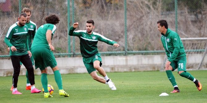 Bursaspor’da Emre Taşdemir Sevinci
