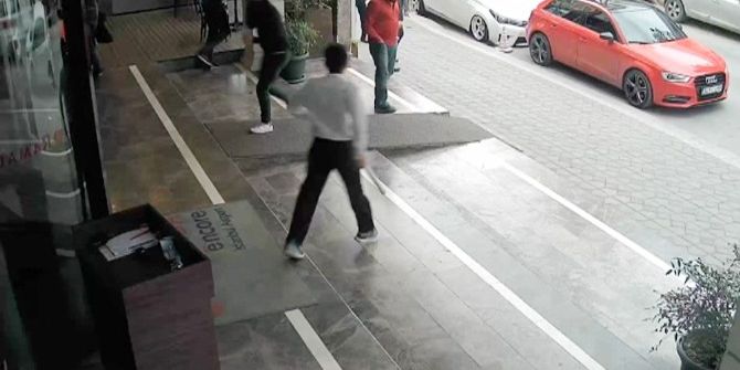 Otopark Görevlisine Kızan Şahıslar Terör Estirdi