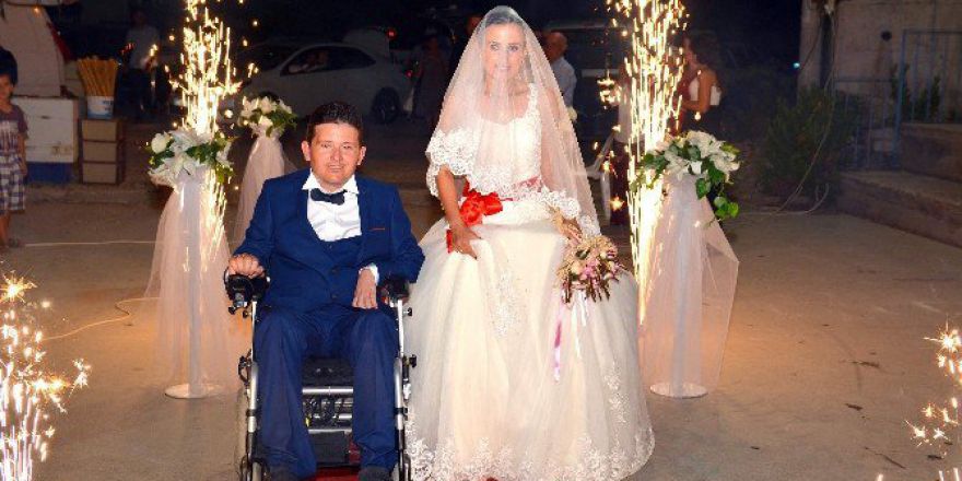 Fethiye’de Engelsiz Bir Aşk Hikayesi Mutlu Sonla Noktalandı