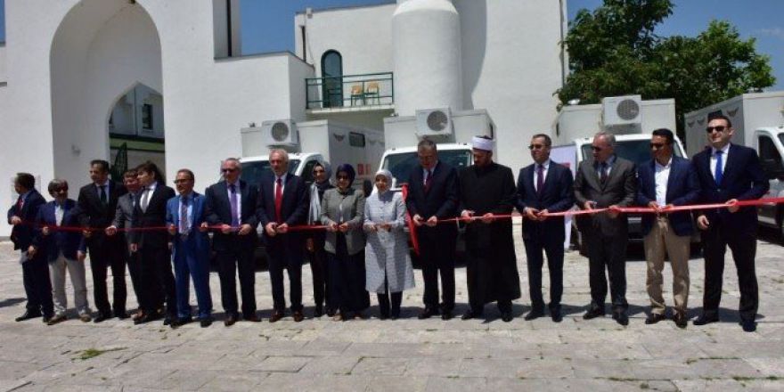 Belediyeler Birliği’nden Karadağlı Müslümanlara Araç Desteği