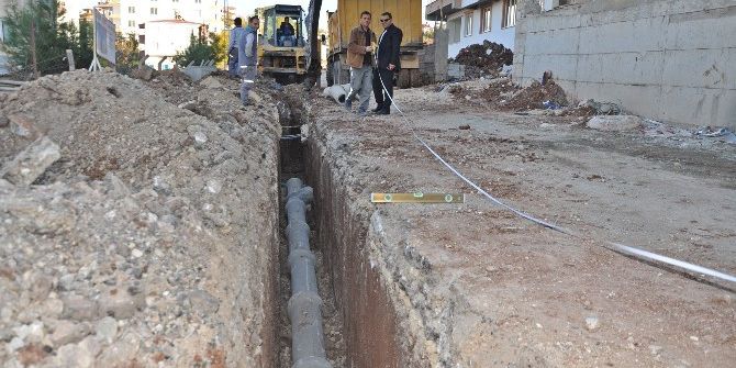 Gölbaşı İlçesinde Kanalizasyon Çalışmaları Devam Ediyor