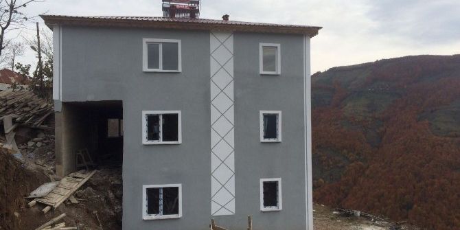 Şehidin Ailesine 3 Katlı Yeni Ev