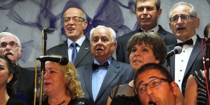 71 Yıldır Şarkı Söylüyor