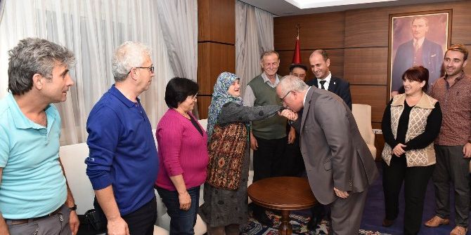 Çanakkaleli Şehit Ailelerinden Vali Tuna’ya Ziyaret