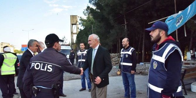 Vali Ve Başkandan Güvenlik Görevlilerine Moral