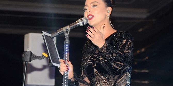 Ebru Gündeş İzmir’e Geliyor