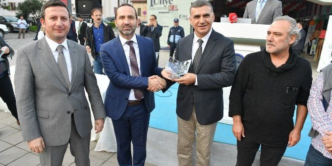 Ünye’de Kitap Günlerinde Ödüller Verildi