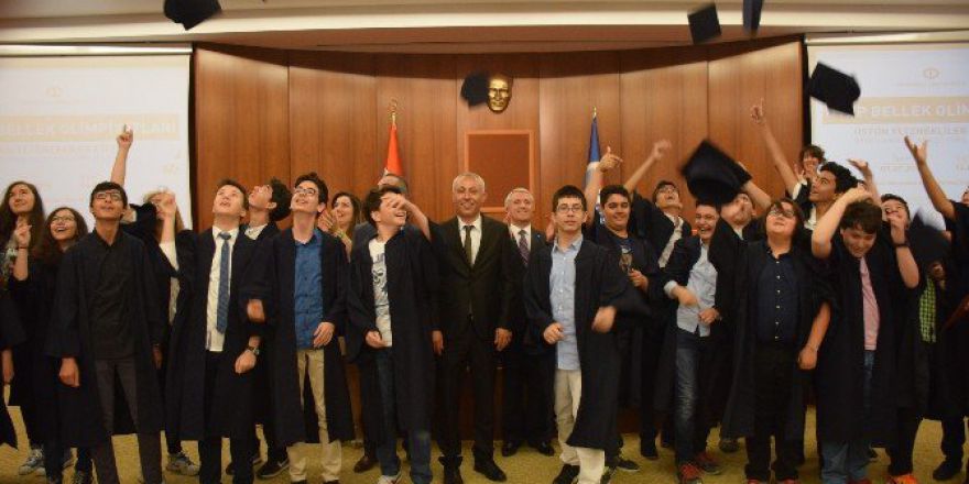 “6. Üyep Bellek Olimpiyatı” Ve “Üyep Mezuniyet Töreni” Gerçekleştirildi