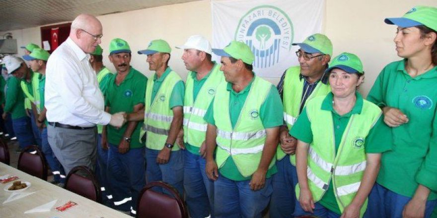 Başkan Kurt, İşçiler İle Bayramlaşmaya Devam Ediyor