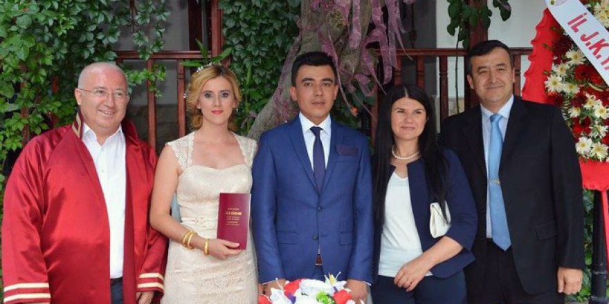 Uğur-ceren Çifti Nikâhlandı