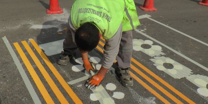 Gaziantep’te Çizgili Değil Çiçekli Geçit