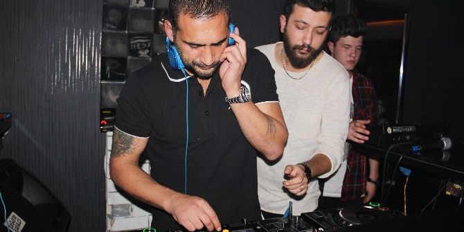 Yeşil Sahalardan, Dj Kabinine