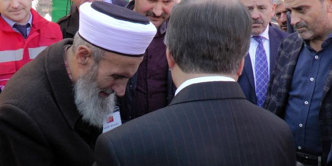 Şehit Kaymakam İçin Evinin Önünde Helallik Alındı