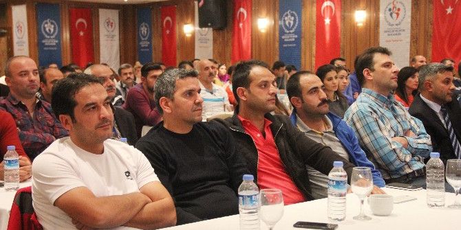 Ünlü Sporcular, ‘Bağımlılıkla Mücadele’ Eğitiminde Konuştu