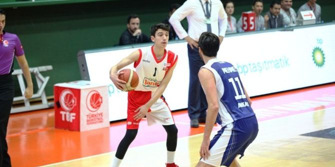 Bandırma Kırmızı Mağlubiyeti Unutmak İstiyor