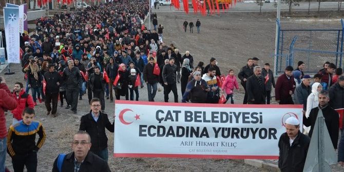 Çat Belediyesi Ecdadına Yürüdü