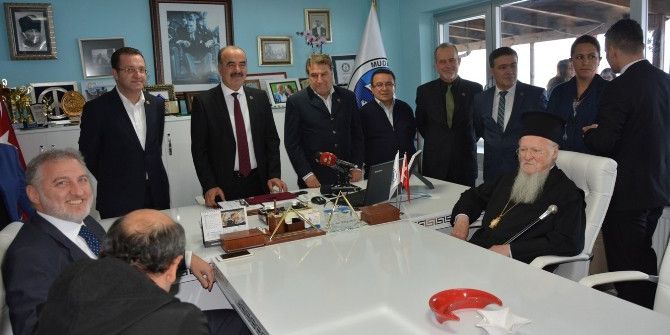 Patrick Bartholomeos İle Türkyılmaz Arasında Çipras Sohbeti