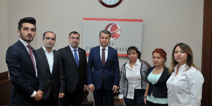 Eskişehir Azerbaycanlılar Derneği’nden Vali Azmi Çelik’e Ziyaret