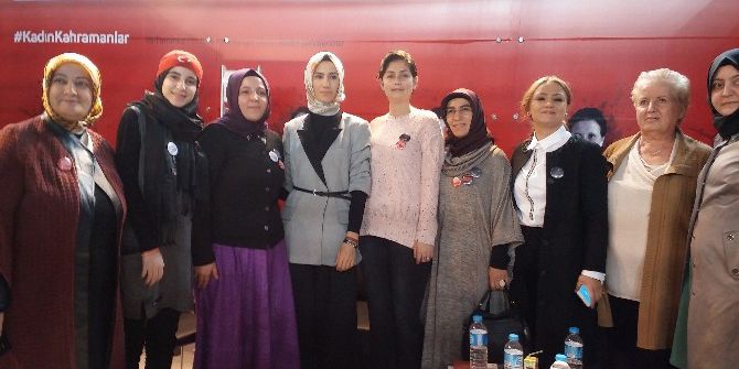 ‘Tanklardan Güçlü Kadınlar’ Panelinde Duygusal Anlar Yaşandı