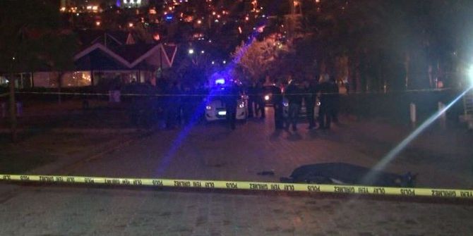 İki Kişi Arasında Çıkan Tartışma Kanlı Bitti: 1 Ölü