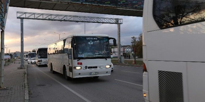 Bursa’da Servisler Trafiği Kilitliyor